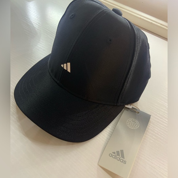 Adidas Satin Baseball Cap 🧢 - Picture 3 of 4